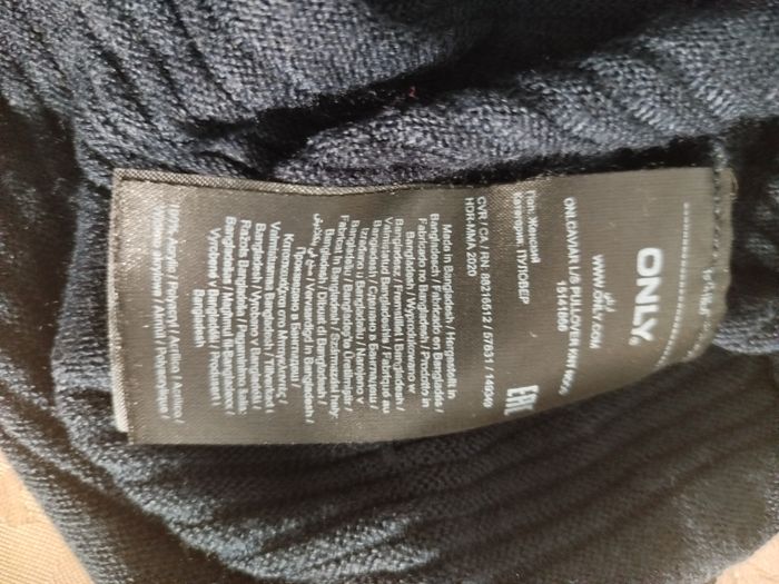 pull Only taille M - photo numéro 4