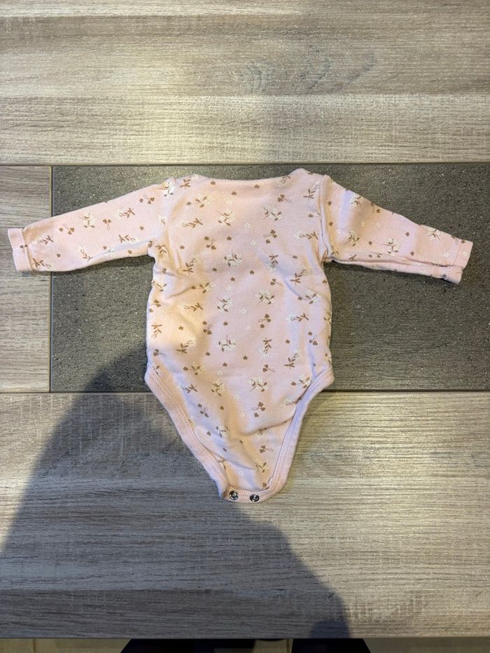 Lot de 3 bodies - photo numéro 4