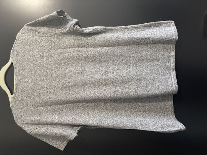 Tee-shirt gris Decathlon - photo numéro 2