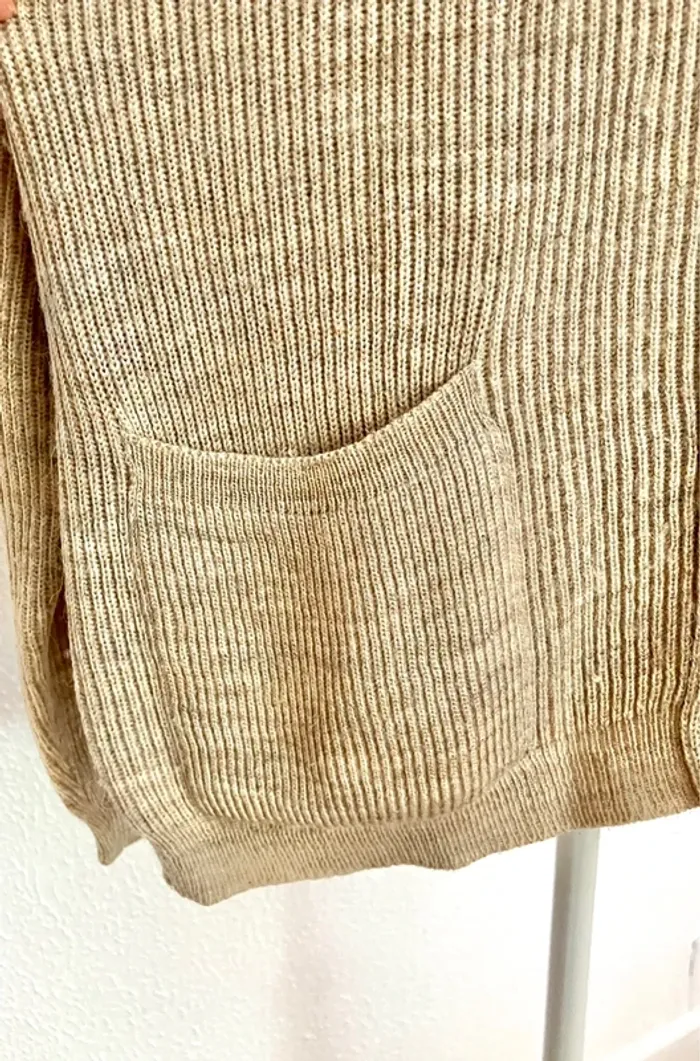 Gilet JM Lioncel beige chiné et chaud avec boutons et poches - taille 38/40 - photo numéro 4