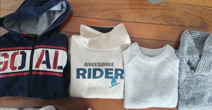 Pull et gilet taille 8 ans