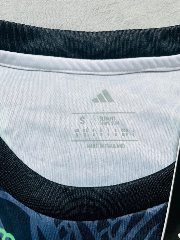 Maillot concept foot Réal Madrid noir et vert dragon taille S - photo numéro 8