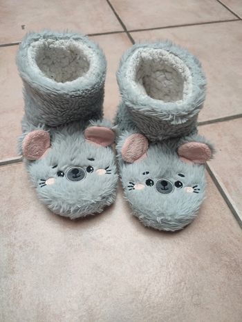 Pantoufles ours gris