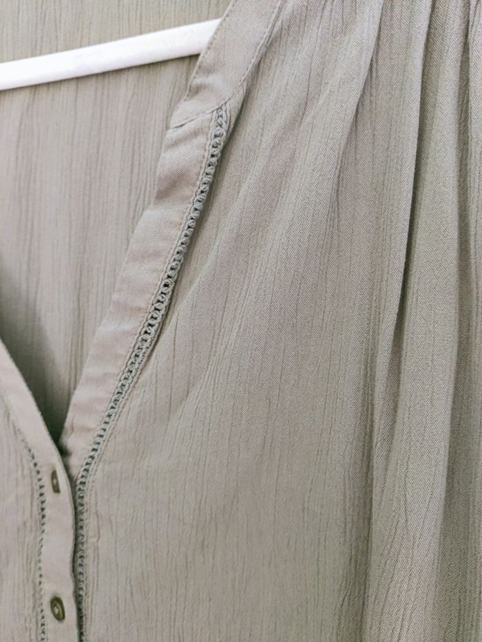 Chemise neuve  t50 - photo numéro 2