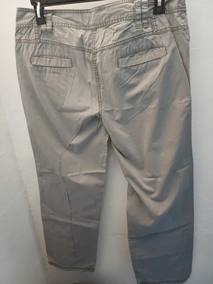 Pantalon droit beige - photo numéro 11