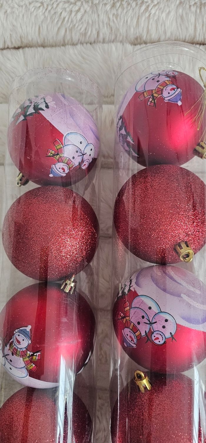 Lot de 12 boules rouges de Noël 🎄 Neuf. - photo numéro 2