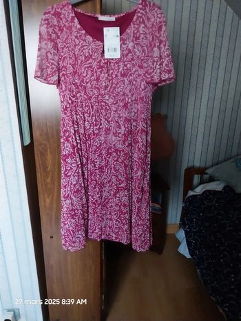 Robe plissée - taille 46 - Armand Thiery (pivoine)