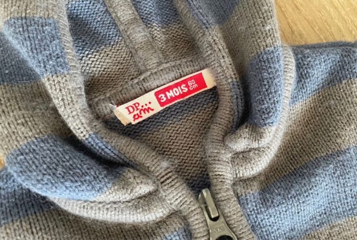 Gilet à fermeture éclair et capuche - photo numéro 2