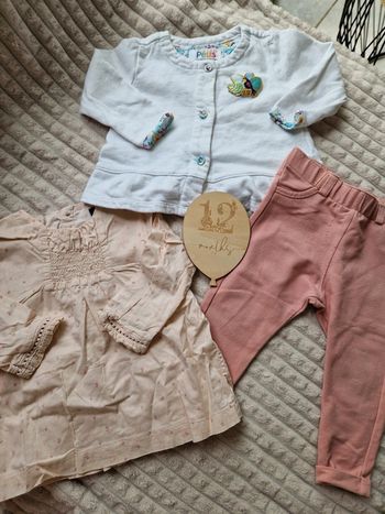 Ensemble gilet blouse et legging blanc et rose bébé fille