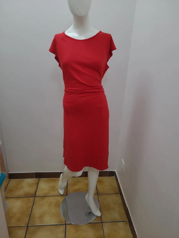 Robe rouge Anne Weyburn taille 42-44 - photo numéro 2