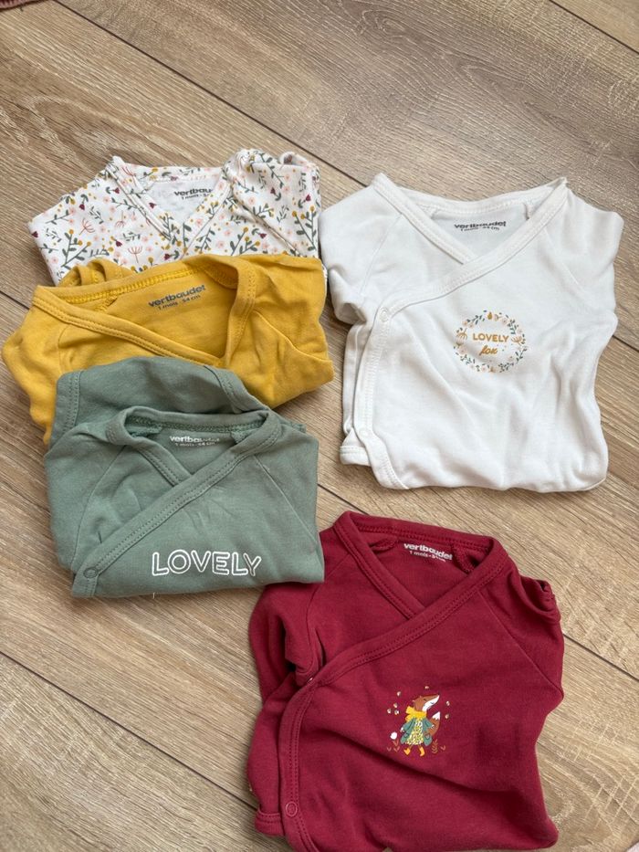 Lot de vêtements fille naissance / 1 mois - photo numéro 5