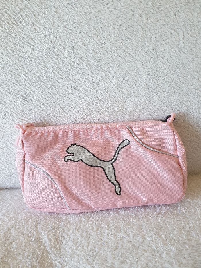 Trousse rose puma