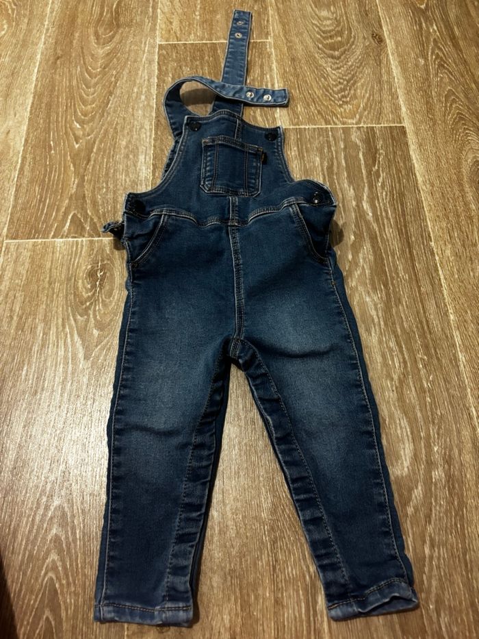 Vend lot de jean 18mois - photo numéro 10