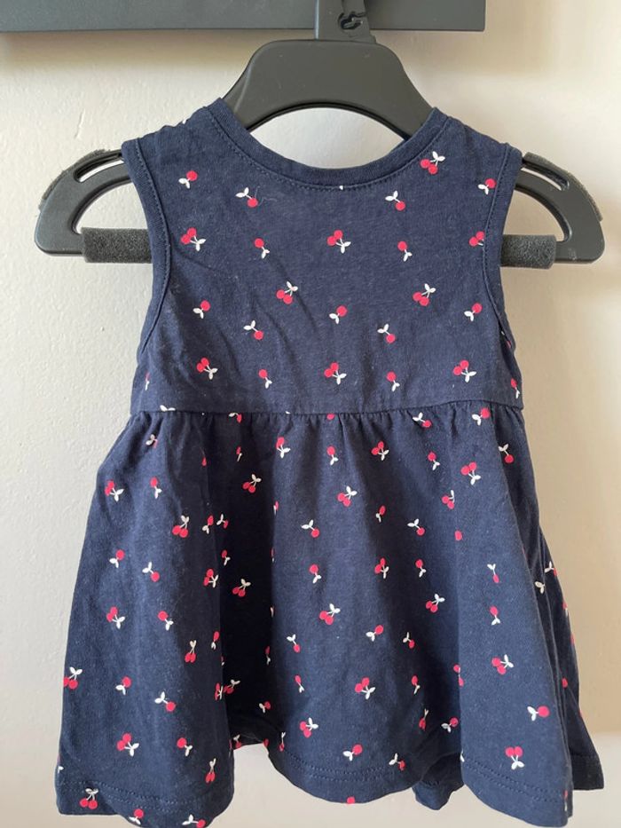 Robe Kiabi taille 3 mois très bon état