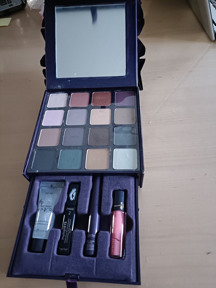 PALETTE VELOURS TARTE EDITION LIMITE - photo numéro 5