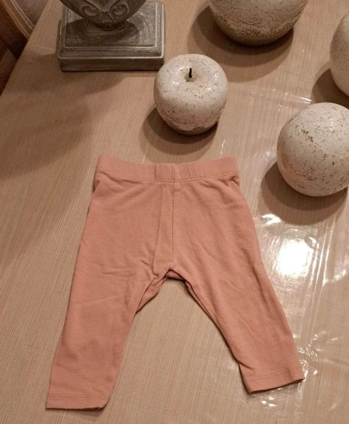 Pantalon vieux rose kiabi 6 mois