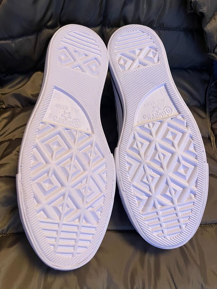 Converse blanche basse en 39 / cuir véritable - photo numéro 3