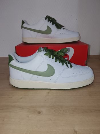 Nike court vision low blanche taille 40