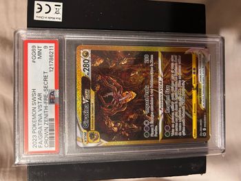 Carte Pokémon giratina gold gg69/70 PSA 9