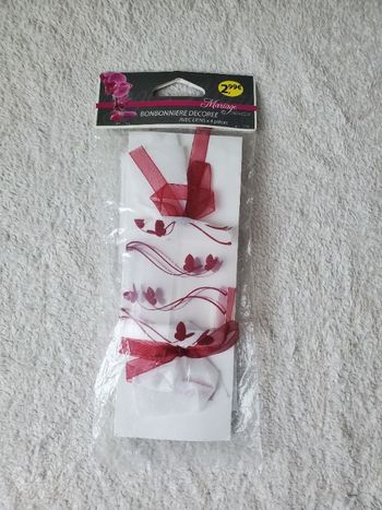 4 bonbonnières décorées avec lien