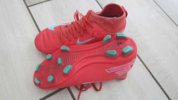 Chaussures foot crampons Nike - photo numéro 4