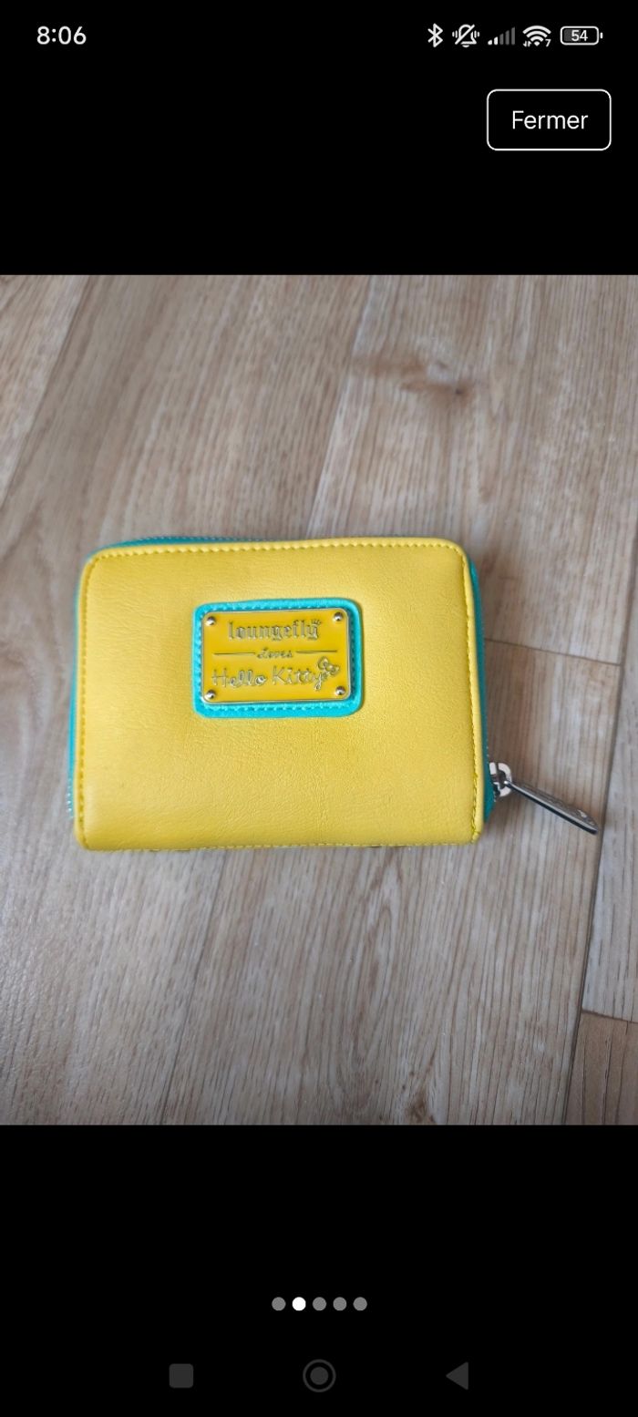 Porte carte Loungefly Hello Kitty Citron 🍋 - photo numéro 2