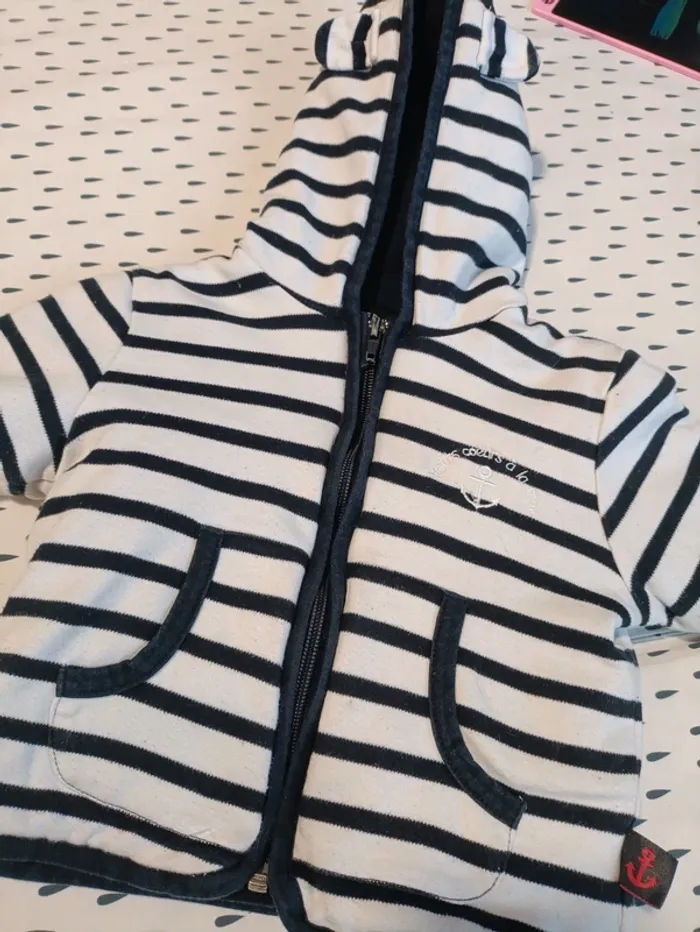 3 Gilets zippés avec capuche - photo numéro 8