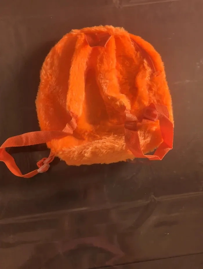 Sac a dos orange monstre - photo numéro 3
