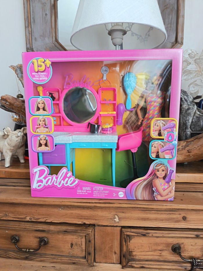 Salon de coiffure Barbie - photo numéro 2