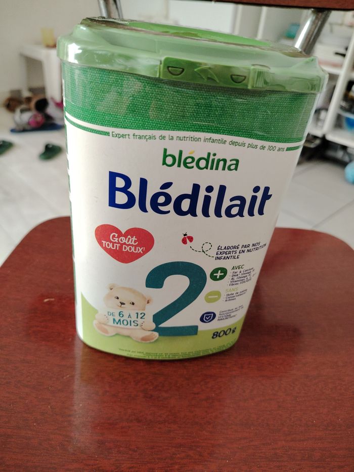 Lait infantile blédilait 2 ème âge