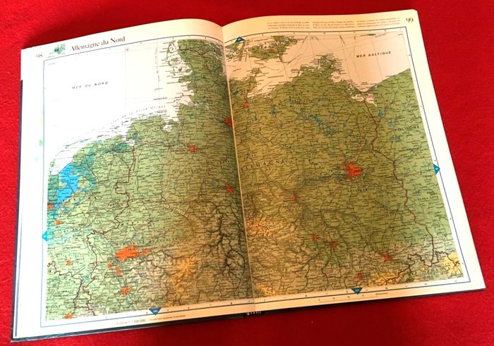 Nouvel Atlas Universel (1998) Sélection du Reader's Digest - photo numéro 2