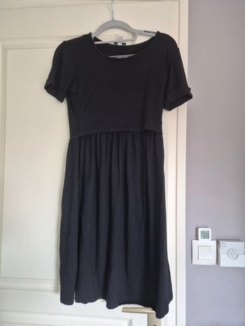 Magnifique robe de grossesse et d’allaitement envie de fraise 36-38