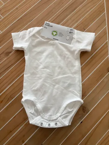 Lot de 2 body blancs neufs