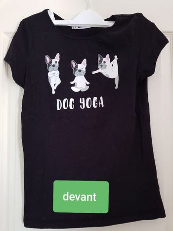 Tshirt noir manches courtes, motifs chiens yoga