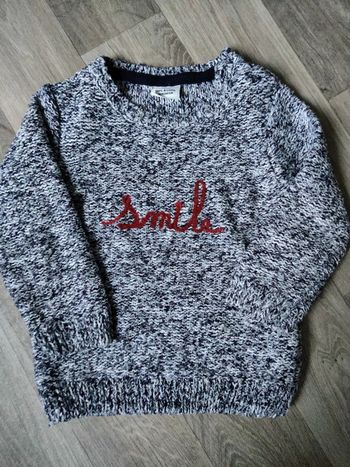 Pull Tape à l'oeil taille 18 mois