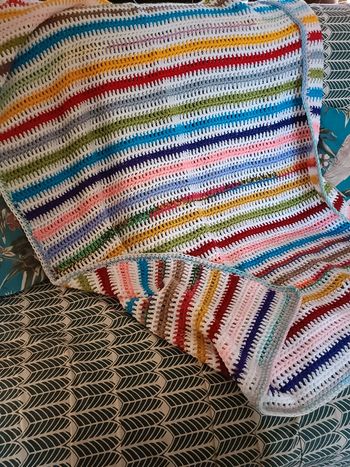 Plaid couverture en crochet multicolore