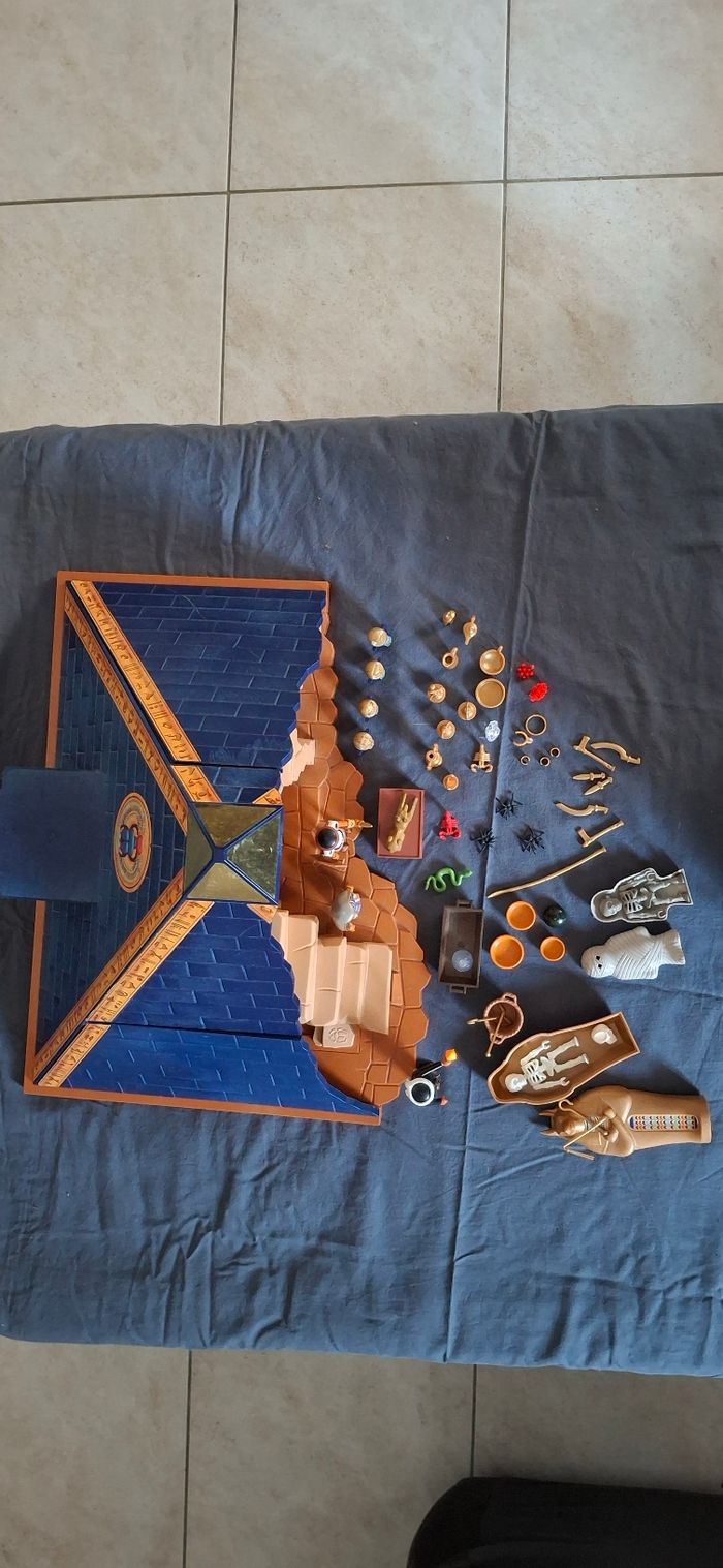 Lot Playmobil Pyramide Égyptienne avec Momies, personnages,Trésor et Accessoires - photo numéro 7