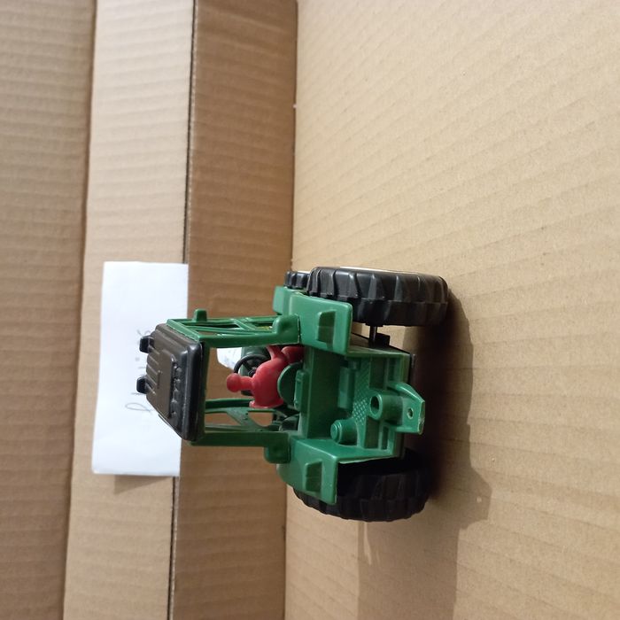 tracteur vert - photo numéro 3