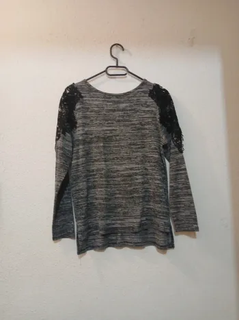 Sweat femme gris/noir dentelle " MiM" taille m