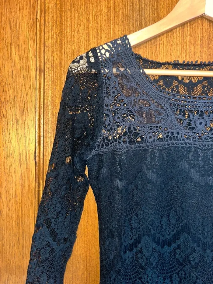 Robe dentelle - photo numéro 2