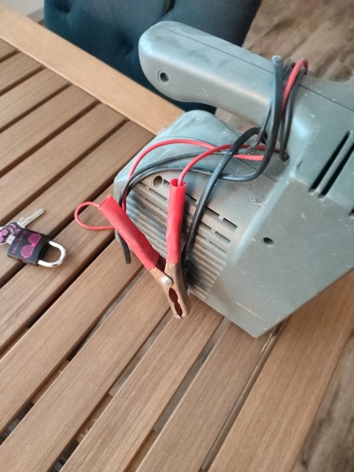 Chargeur batterie - photo numéro 2