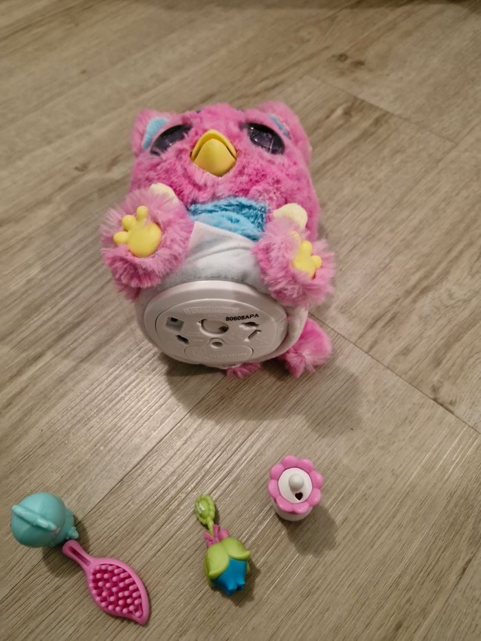 Hatchimals Peluche interactive rose Excellent état - photo numéro 6