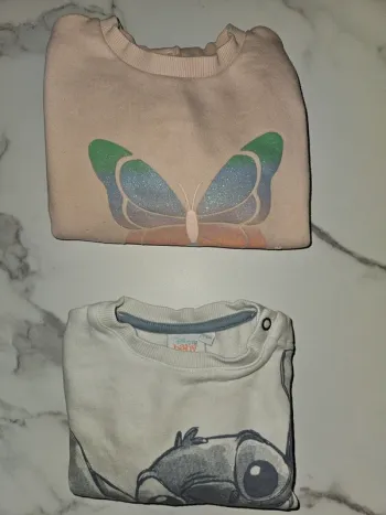 2 sweats (24 mois)