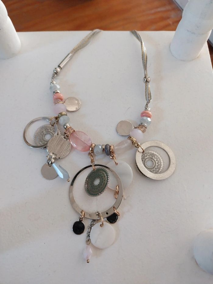 🎯 Magnifique collier pastel - photo numéro 3