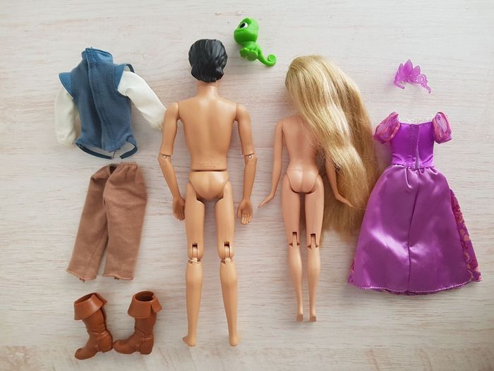 Figurine caméléon et poupées Disney Raiponce et Flynn Rider - photo numéro 10