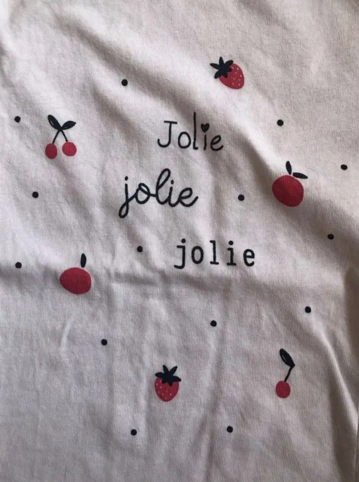 Tee  shirt Kiabi  en parfait  état (36  mois) - photo numéro 2
