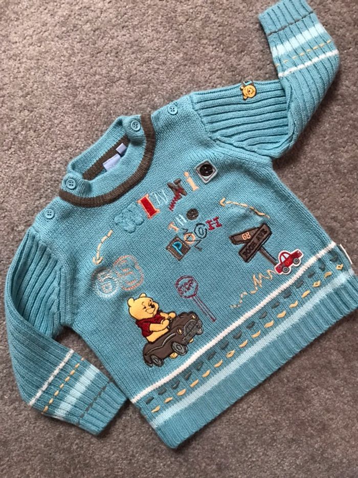 Pull Disney Winnie l’ourson 12 mois