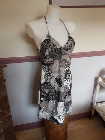 Robe été 38 dos nu