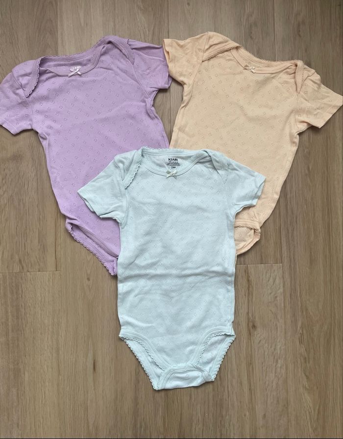 Bodys Kiabi fille 24 mois