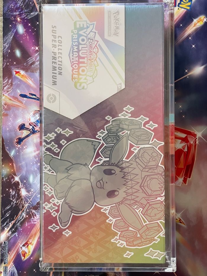Coffret SPC évolution prismatique EV8.5 avec acrylique Pokémon 